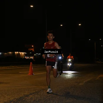 Runner Photo 7668516