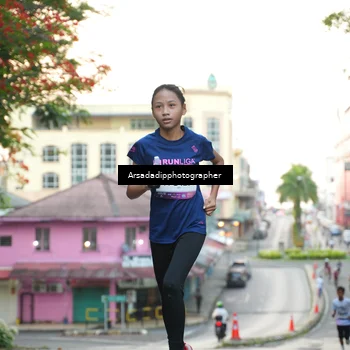 Runner Photo 7668536