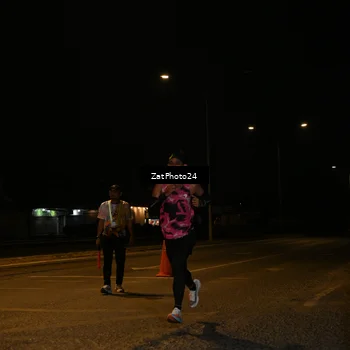 Runner Photo 7668564