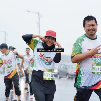 Runner Photo 7668571