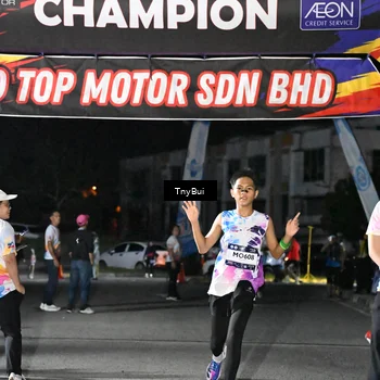 Runner Photo 7668586