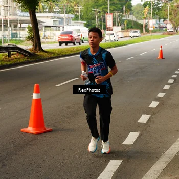 Runner Photo 7668601