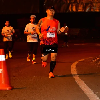 Runner Photo 7668604