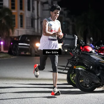 Runner Photo 7668619
