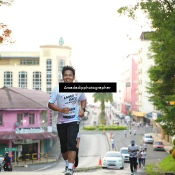 Runner Photo 7668624