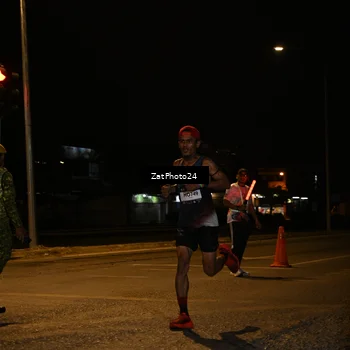 Runner Photo 7668628