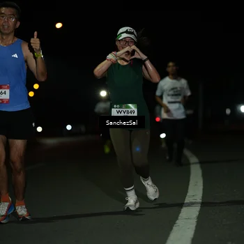 Runner Photo 7668633