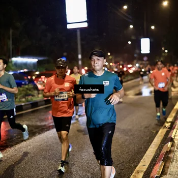 Runner Photo 7668636