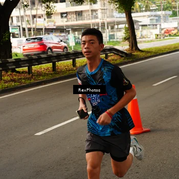 Runner Photo 7668652