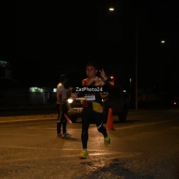 Runner Photo 7668655