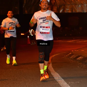 Runner Photo 7668665