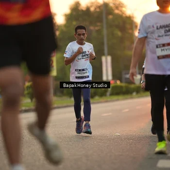 Runner Photo 7668679