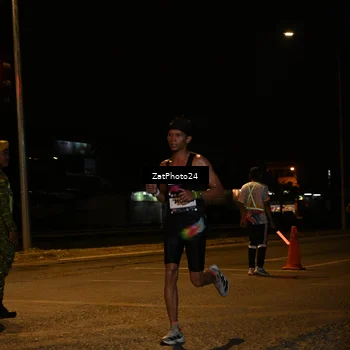 Runner Photo 7668686