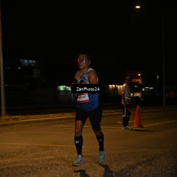 Runner Photo 7668688