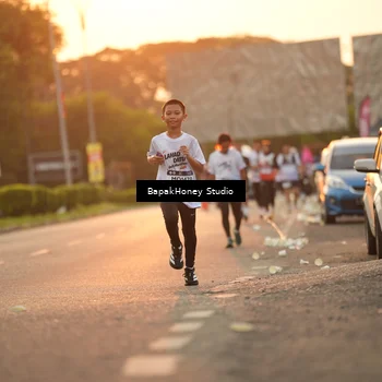 Runner Photo 7668706
