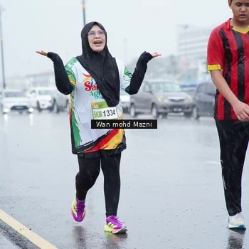Runner Photo 7668707