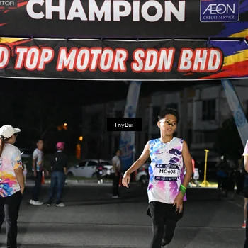 Runner Photo 7668764