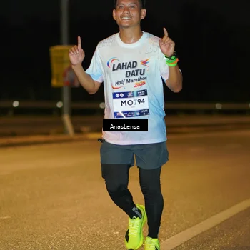 Runner Photo 7668765
