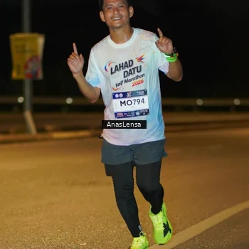 Runner Photo 7668768