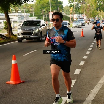 Runner Photo 7668772