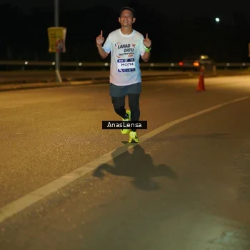 Runner Photo 7668773