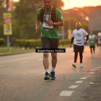 Runner Photo 7668778