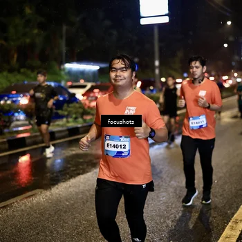 Runner Photo 7668781