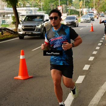 Runner Photo 7668788