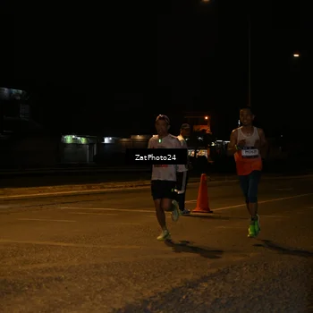Runner Photo 7668789