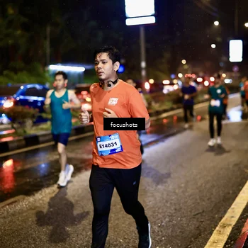 Runner Photo 7668799