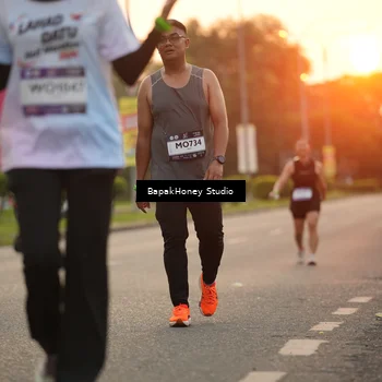 Runner Photo 7668807