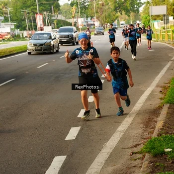 Runner Photo 7668848