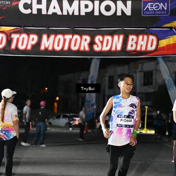Runner Photo 7668853