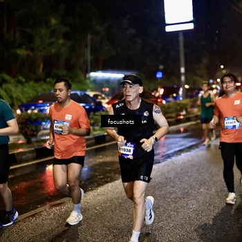 Runner Photo 7668858