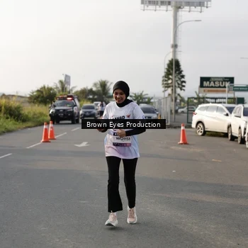 Runner Photo 7668864