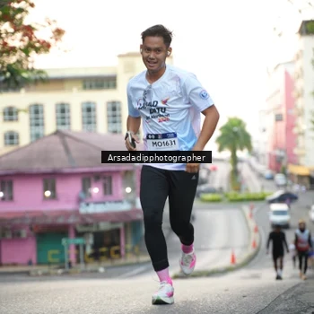 Runner Photo 7668869