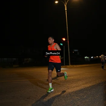 Runner Photo 7668879