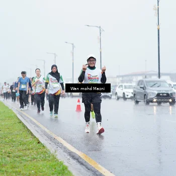 Runner Photo 7668880