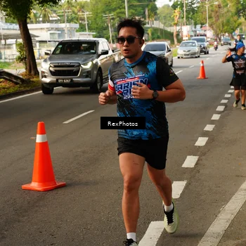 Runner Photo 7668888