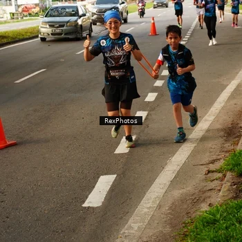 Runner Photo 7668890