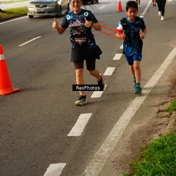 Runner Photo 7668893