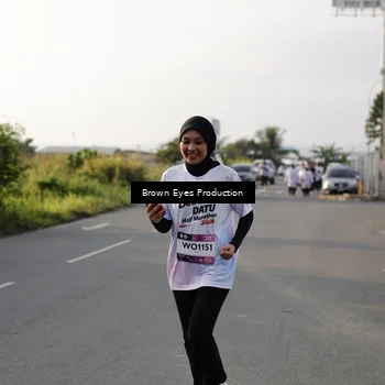 Runner Photo 7668905