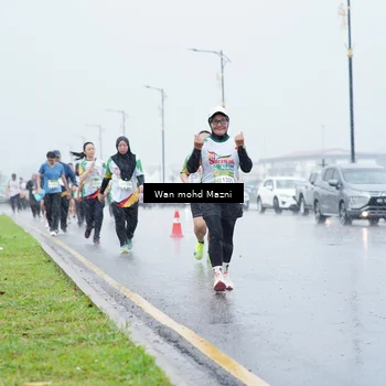Runner Photo 7668907