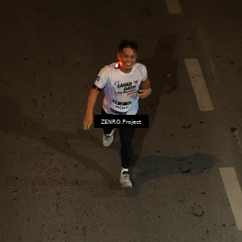 Runner Photo 7668913