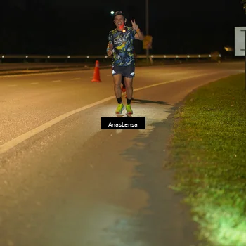 Runner Photo 7668915