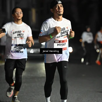 Runner Photo 7668932
