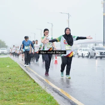 Runner Photo 7668942