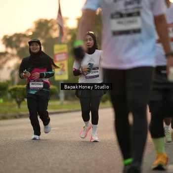 Runner Photo 7668968