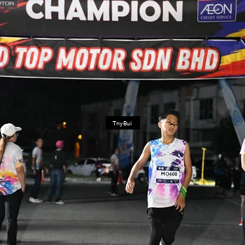 Runner Photo 7668982