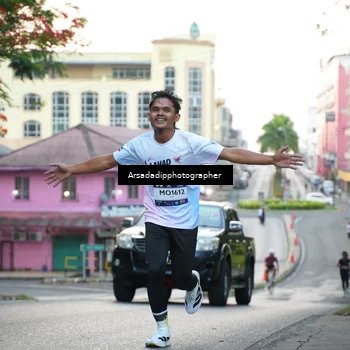 Runner Photo 7668989